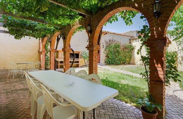 7-Bedroom Villa in Pozo Lorente