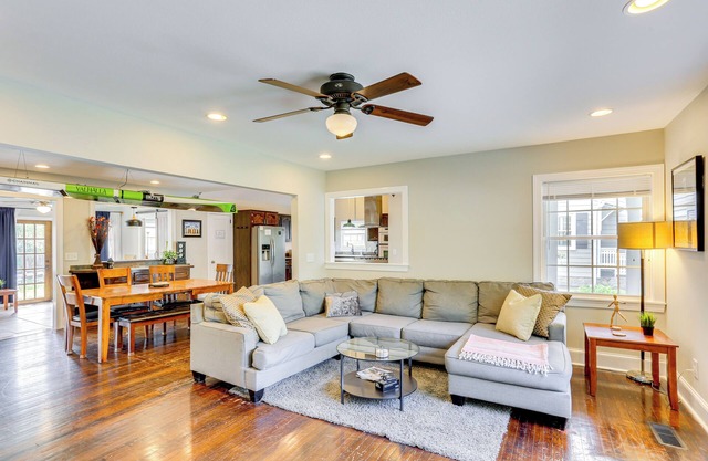 7 Mi to Dtwn: Family Retreat in Chattanooga