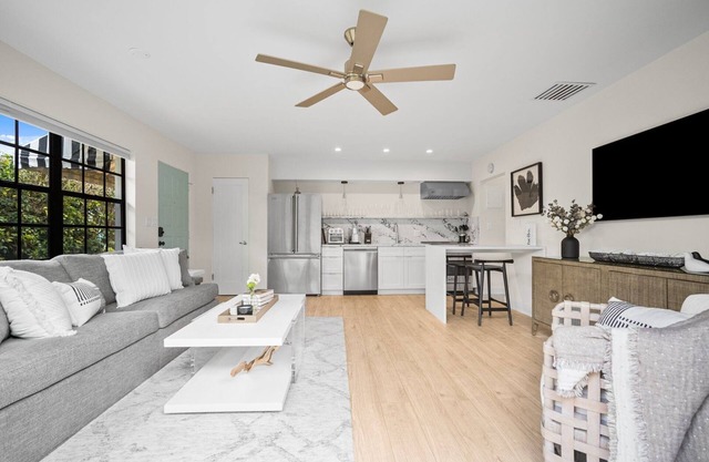 721-3 Garden Cottage Condo