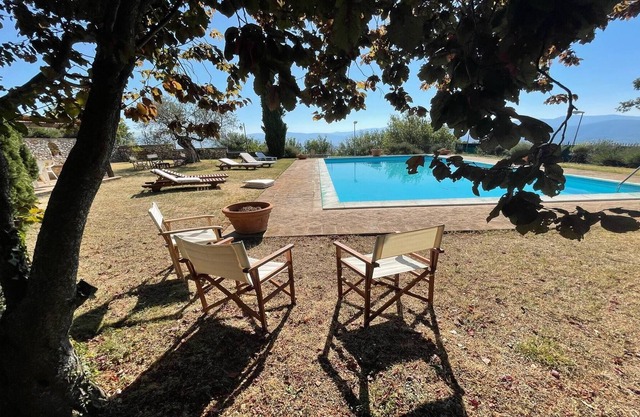 8 guests - Huge manor close to Spoleto - Private swimming pool