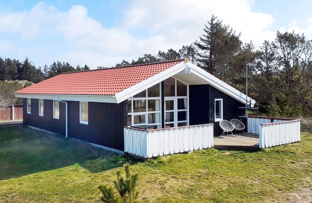 8 person holiday home in Thisted-By Traum