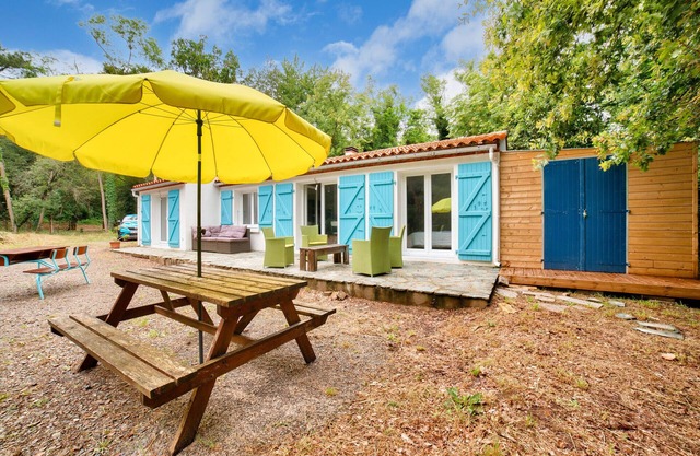 850 from de beach, new house for 6 in the wood