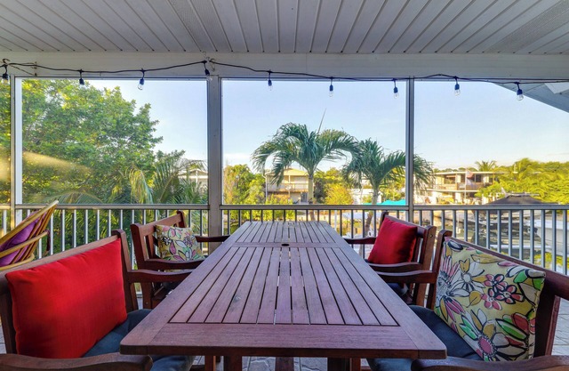 9 Mi to Bahia Honda State Park: Big Pine Key Oasis