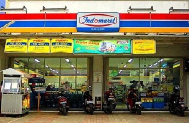 9 min Walk to NagoyaHill - 4BR, 12pax, FreePickup
