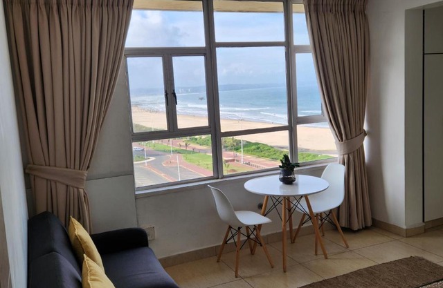904 Tenbury Beach Apartment