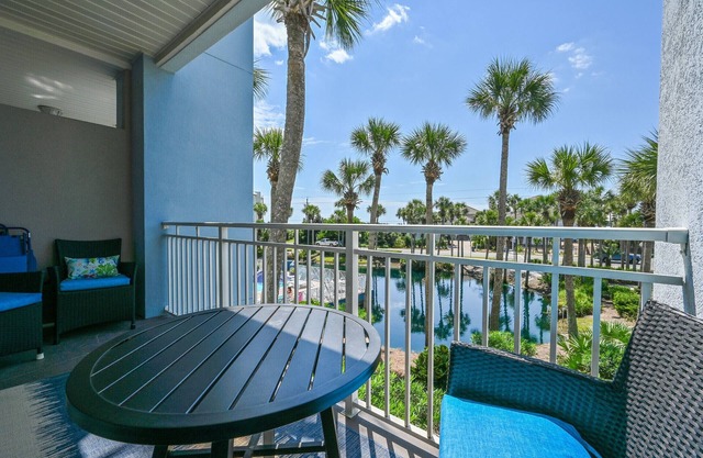 97steps to our private beach access with a private beach ! WIFI Front Balcony