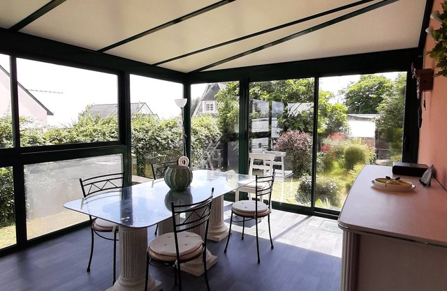 A 5 mn des Plages, Dans un Jardin Arboré, Coquette Maison