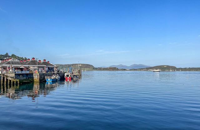 A central location in the bustling town of Oban.