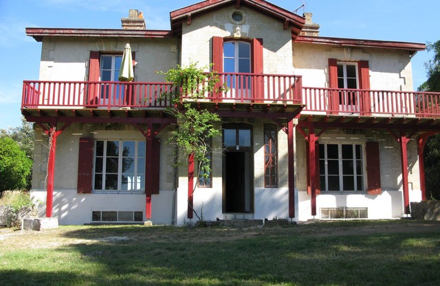 A haven of peace and greenery by the sea