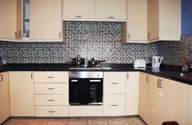 A home from home in the Isle of spice (3-7 guests)