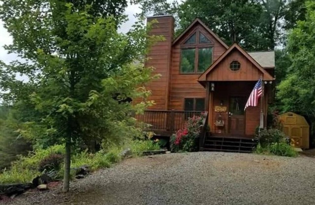A Little piece of Paradise in the GA mountains