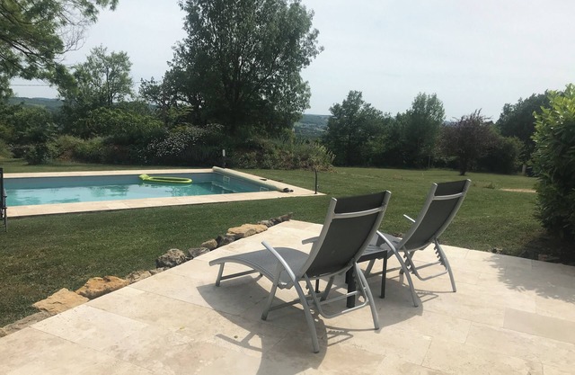 A lovely cottage where guests are in a quiet place completely private.