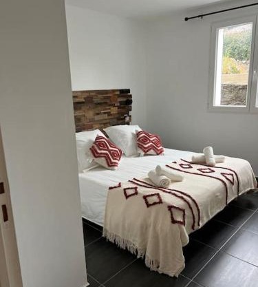 A nepita di porto vecchio*