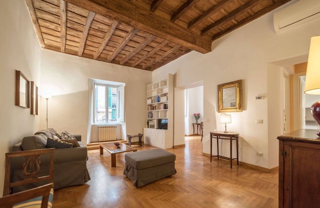 A peaceful retreat 2 minutes from Piazza Navona