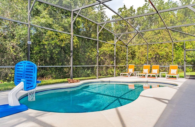 A-POP Of Sunshine | Family Vacation Home with Sunny Private Pool - Game room - Gated