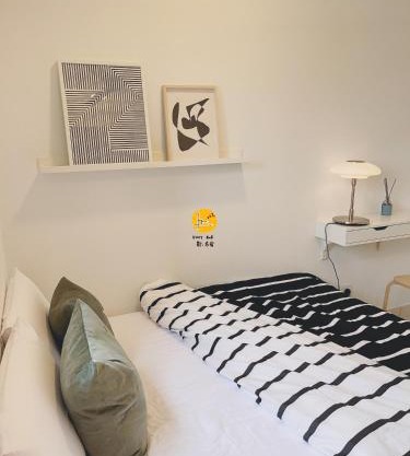 A Private Room With Private Bathroom & Private Entrance,15 mins to KLIA, KLIA2, Sepang- Host By Private Locals Resident, Provide Paid Airport Transport Service, Downstairs Eatery & MCD, Petrol Station, ATM, 7-11
