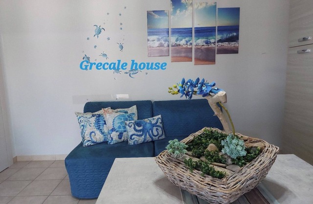 A stone's throw from the sea, "Grecale house"