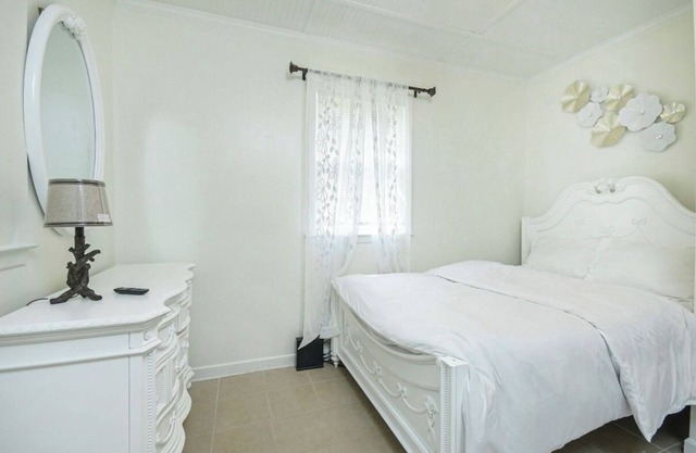 A stylist home near the Airport Area