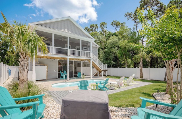 A Swell Life: Modern, Coastal Cool Home with Private Pool