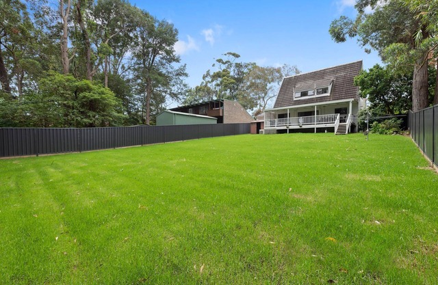 A Tranquil, Leafy and Super-Convenient Holiday Home