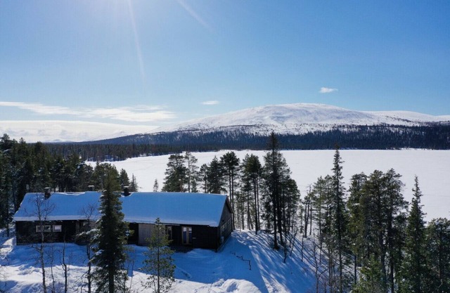 A Unique Arctic Retreat – Villa Northern Lights + Igloo 1, Igloo 2 by DG Lomailu