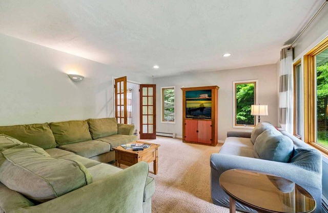 A Woodsy Retreat Surreounded by nature
