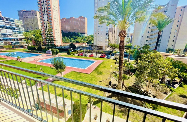 A828 - Nice apartment in an urbanization with pool close to the beach