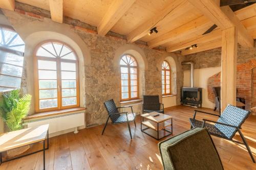 Ab 1 Pers HexenburgbeiDresden 2-geschossige Galeriewohnung mit Whirlpool, Balkon, Kamin - Nähe Sächsische Schweiz Dresden