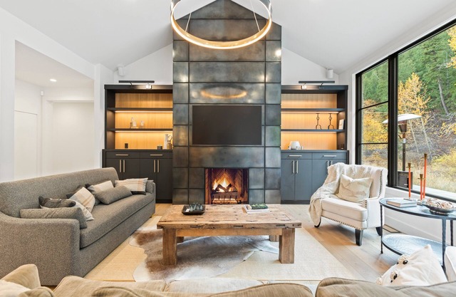 Abode at Warm Springs | Mountain Modern with Luxury Amenities