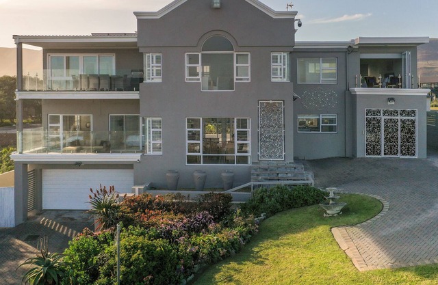 Absolute Ocean Boutique Guesthouse