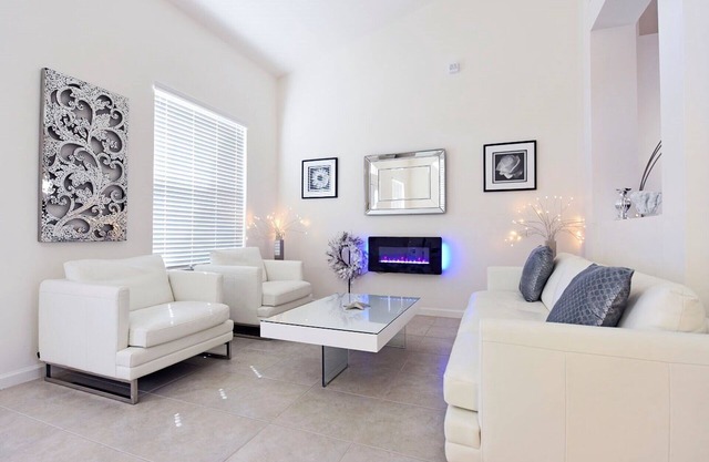Absolutely stunning, luxury and ultra modern 4 bed poolvilla @ Solterra Resort