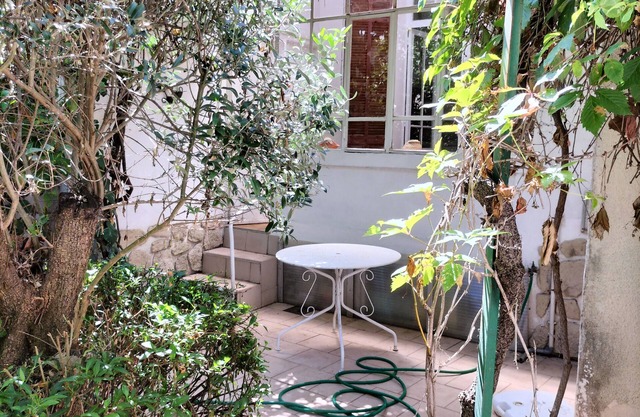 AC 3-bedroom house with terrace and shady garden - Dodo et Tartine