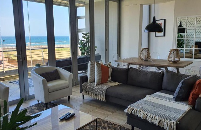 Accommodation Front - Gorgeous 4 Sleeper Beachfront Apartment