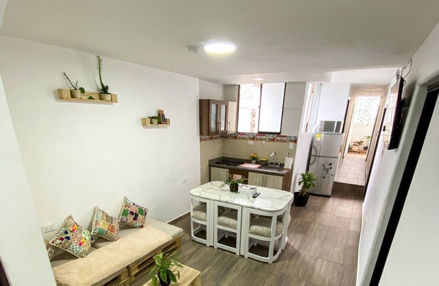 Acogedor Apartamento de 4-8 Personas Cerca al Movistar Arena en Bogotá, 300mg