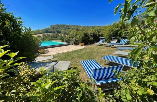 Adam House/grand manor with pool, terraces, grounds + gardens. Exc yours. Slps 8