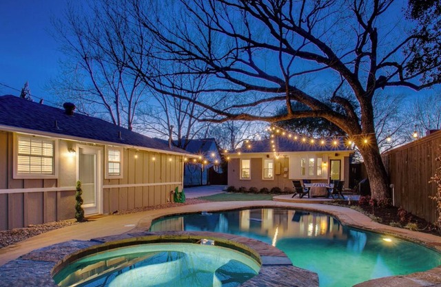 Adorable 1 Bedroom Guest House W/ Pool & Spa