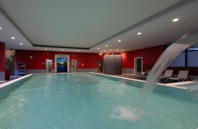 Adventure Into Arnsberg Forest From Pool Room With Pet Access