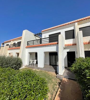 Aglou center
