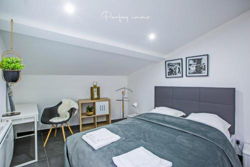 Agréable et moderne 2 pièces ~ confort et design