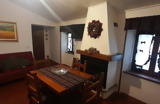 Ai piedi del Monte Amiata, caratteristico Borgo Medioevale