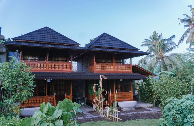 Alam Bulangan Villa
