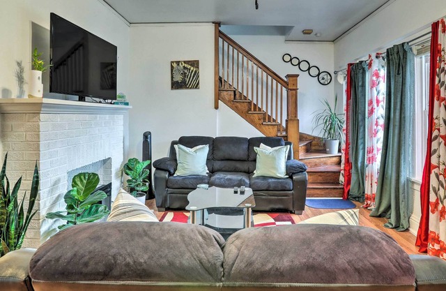 Aldan Home ~ 9 Mi to Downtown Philadelphia