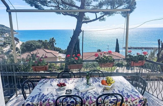 Alfreda (SLR101) by Interhome