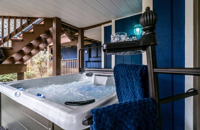 All Decked Out: Peaceful Massanutten Resort Escape