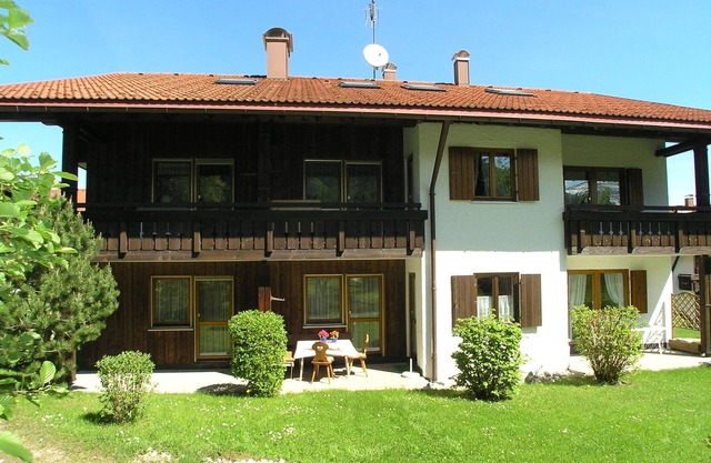 ""all-inclusive"", 3 *** vacation apartment w/view of Hochgrat, by a ski-arena