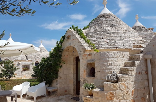 Almapetra Trulli Resort - CEDRO