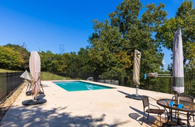 Almost Heaven Private Pool