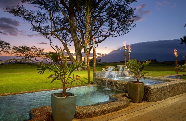 Aloha Aku CoCoPalm Suite – Experience Tropical Bliss