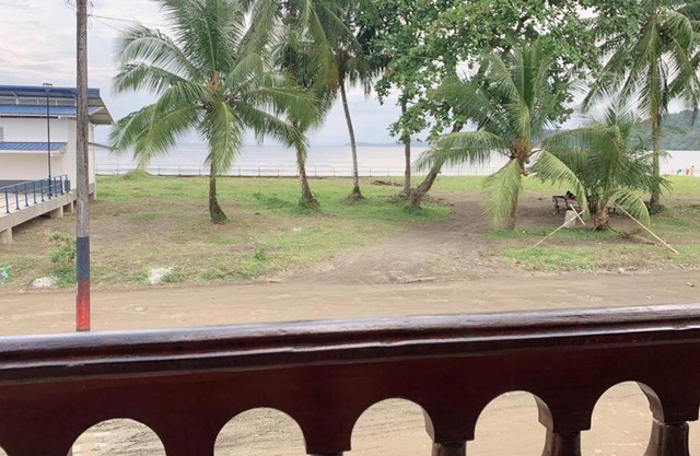 Aloja-T en Casa de Playa Bahia Solano