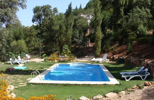 Alojamientos Rurales Navahondona